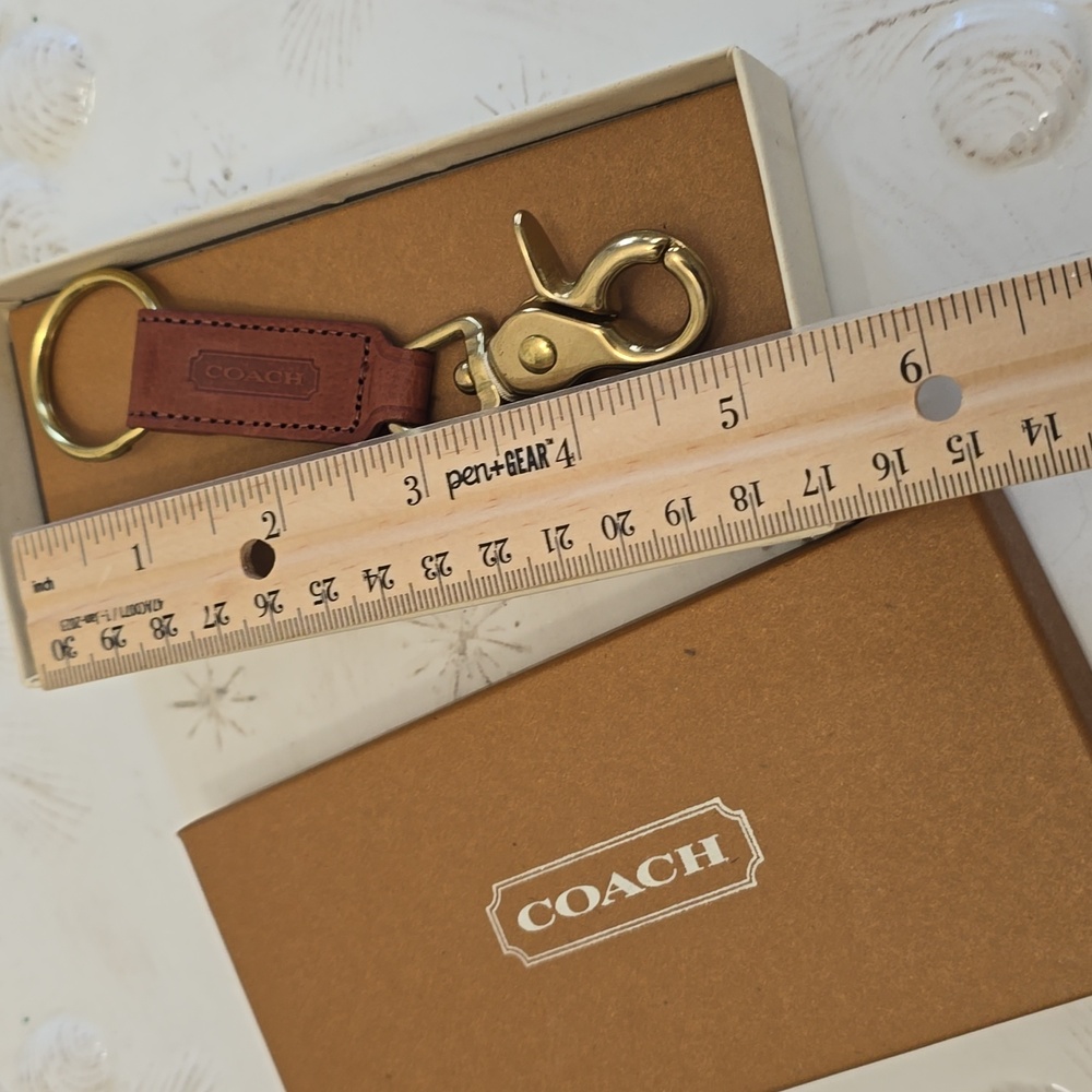 Vintage NIB Coach Trigger Snap Key Fob Chain Brown Leather Brass Hardware - Picture 10 of 17